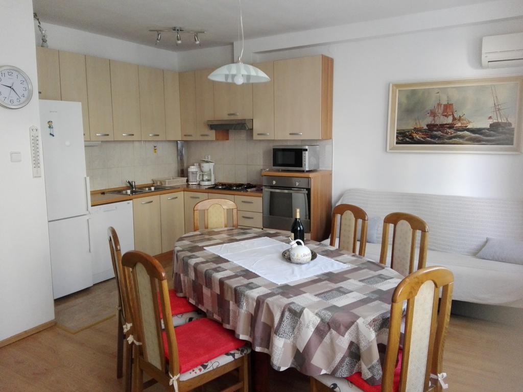 Apartman Drazin Kaštela Exteriér fotografie